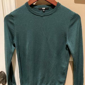 Uniqlo Extra Fine Merino Wool Sweater XS